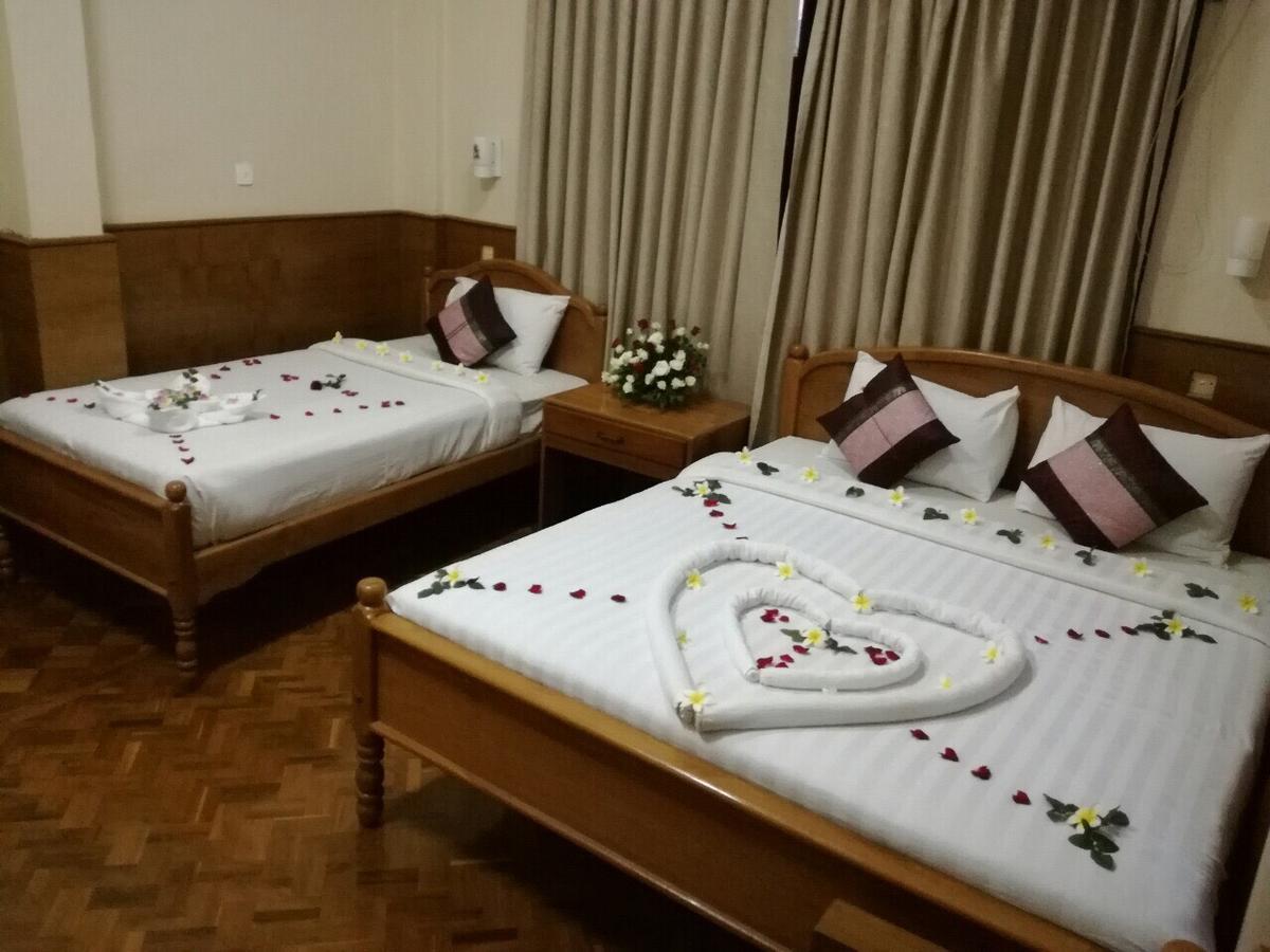 Gold Star Hotel Nyaung Shwe Exterior photo