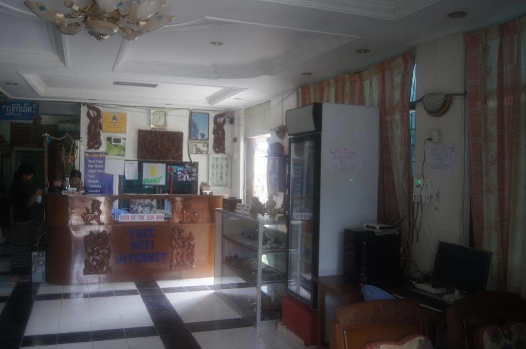 Gold Star Hotel Nyaung Shwe Exterior photo